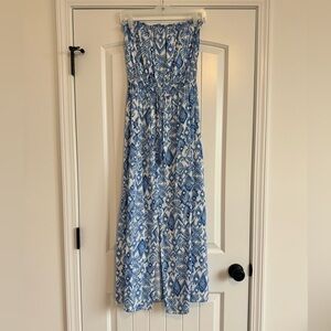 Jessica Simpson Size Medium Strapless Maxi Dress.  Front slit. Blues and white.